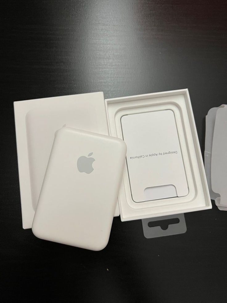 Apple MagSafe Battery Pack